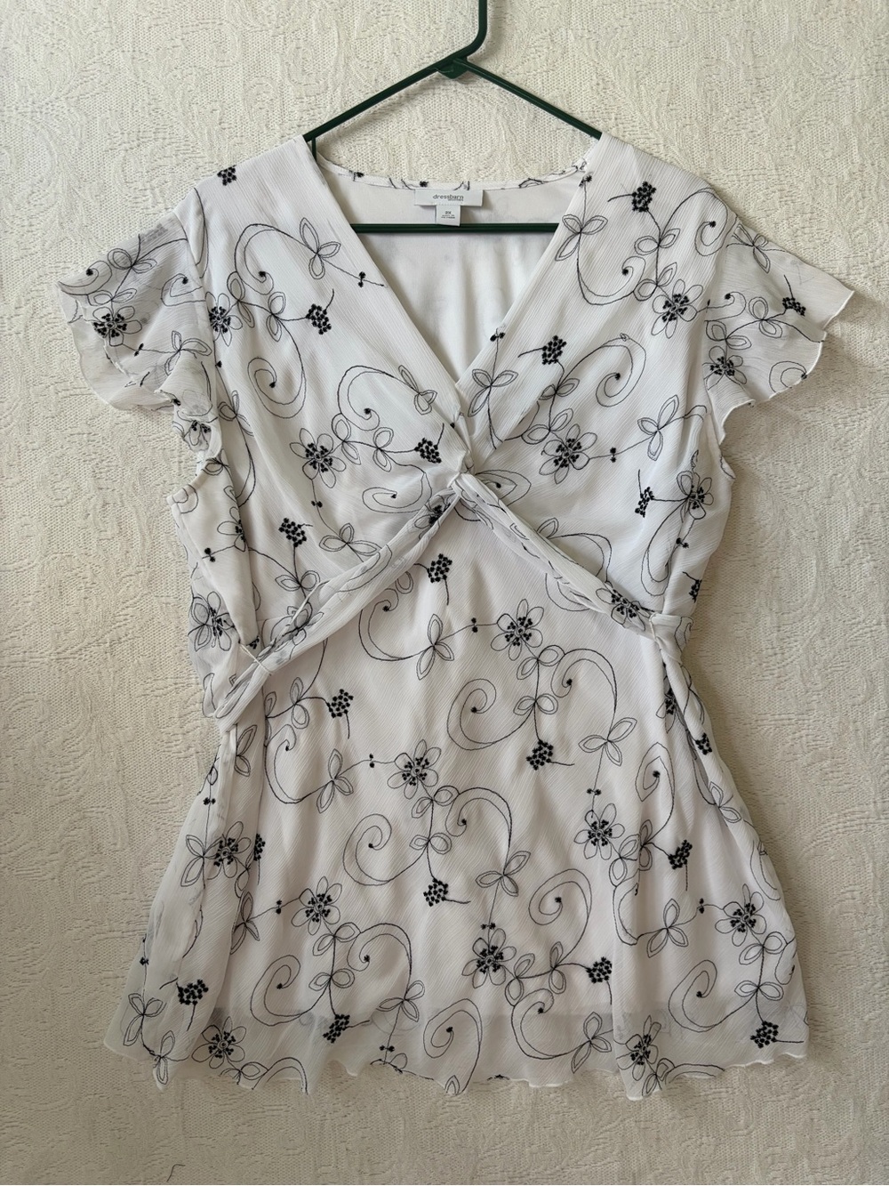 dressbarn White Floral Knot-Front V-Neck Blouse